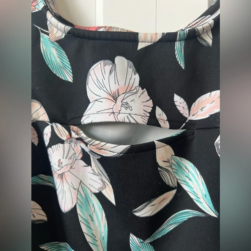 Flower Set - Picture 2 of 3